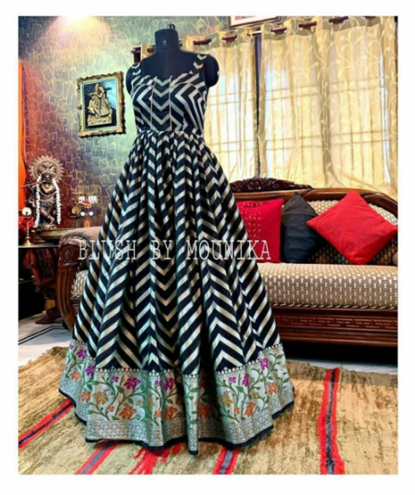 GORGEOUS DESIGNER GOWN